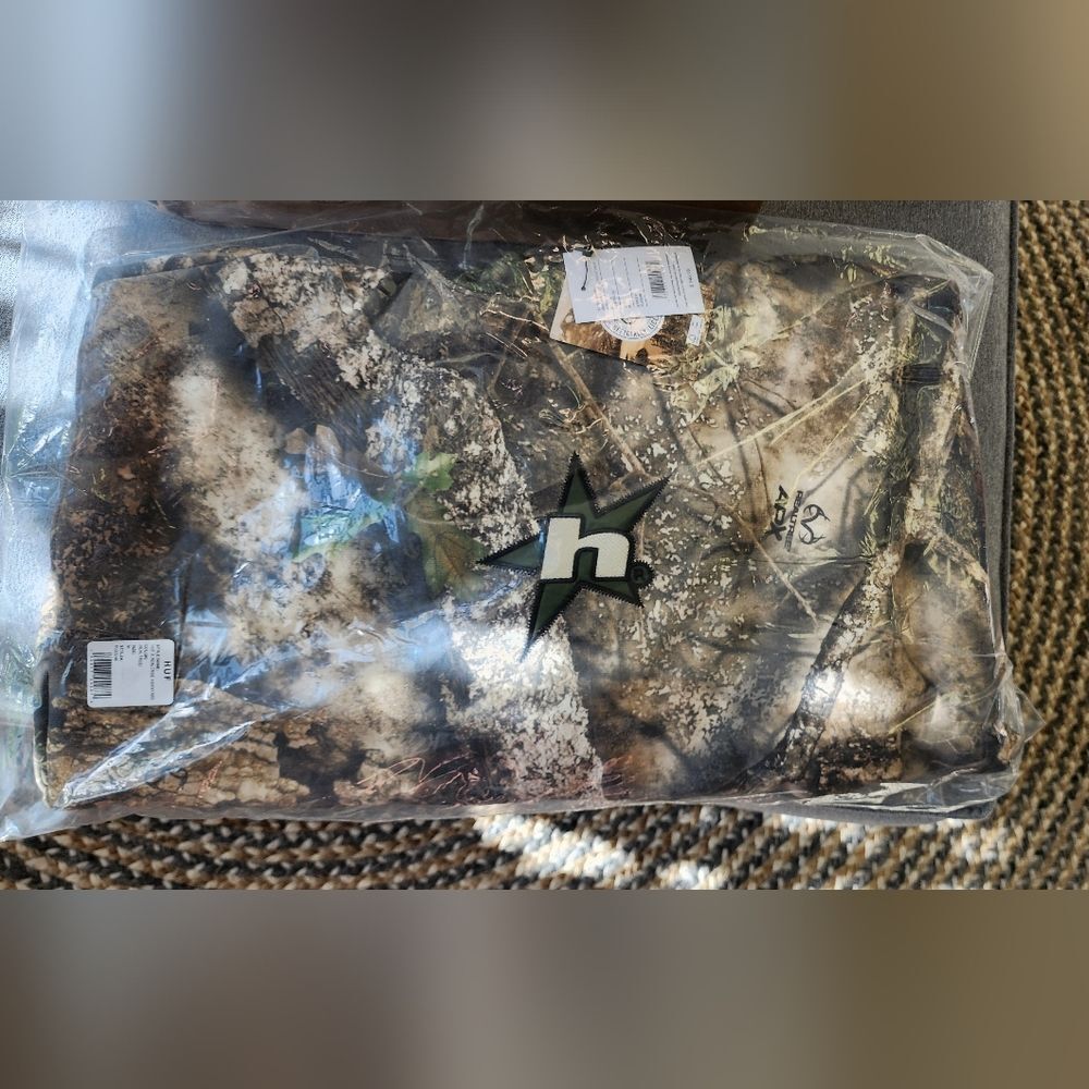 HUF Real Tree Heavyweight Hoodie - Picture 4 of 4